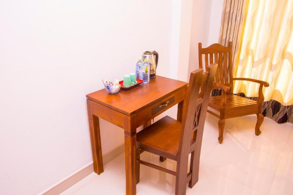 Homestay Garden Rest Канди Екстериор снимка