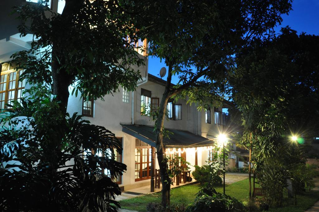 Homestay Garden Rest Канди Екстериор снимка
